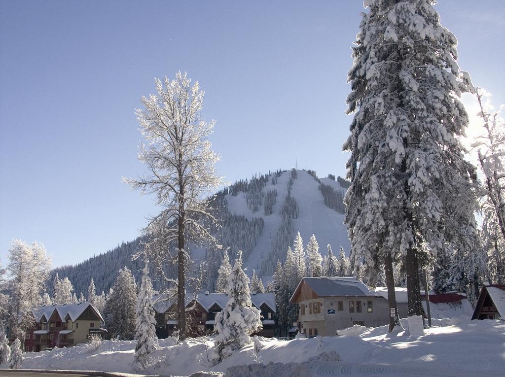 Red Mountain Village Condos Rossland Exterior photo